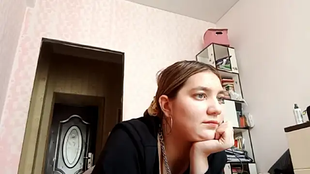 JanineThielman online show from 04-22-26, 08:28