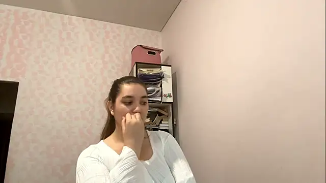 JanineThielman online show from 07-19-26, 06:17