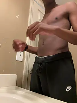 Snapshot of bigdcreamy chatting on 02-22-26, 08:18 bigdcreamy online show from 02-22-26, 08:18