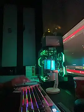 NniuAh online show from 03-22-26, 03:04