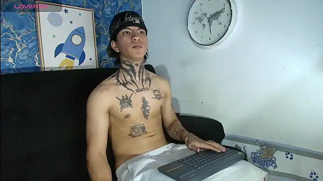 Tessarion Black online show from 06-30-26, 05:19