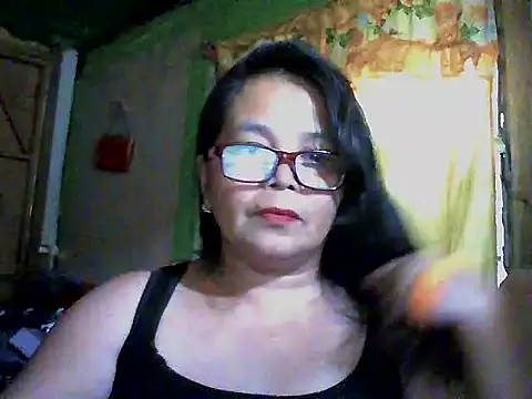 Flowerblossom123 online show from 04-05-26, 08:22