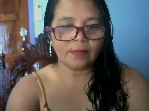 Flowerblossom123 online show from 05-05-26, 04:42