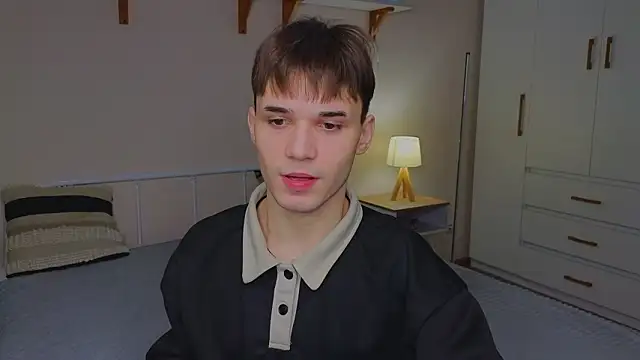 nixyasebe online show from 03-08-26, 05:00