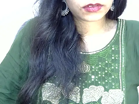 Neha Sharma2 online show from 04-08-26, 08:47