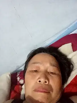 heesuu11 online show from 05-12-26, 09:56