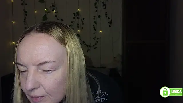 Snapshot of Bella_soulmate chatting on 03-03-26, 12:22 Bella soulmate online show from 03-03-26, 12:22