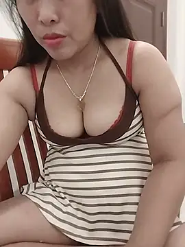 Snapshot of 01_ANNA_01 chatting on 07-18-26, 05:00 01 ANNA 01 online show from 07-18-26, 05:00