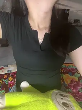 Snapshot of Sullys_ chatting on 03-17-26, 06:39 Sullys online show from 03-17-26, 06:39