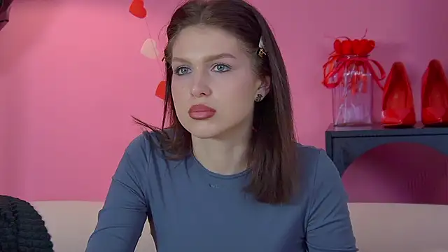 Snapshot of KristiClar chatting on 02-25-26, 06:45 KristiClar online show from 02-25-26, 06:45