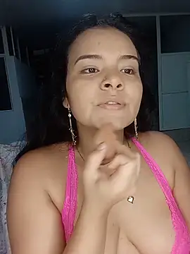 Emily Rouse23 online show from 05-18-26, 03:57