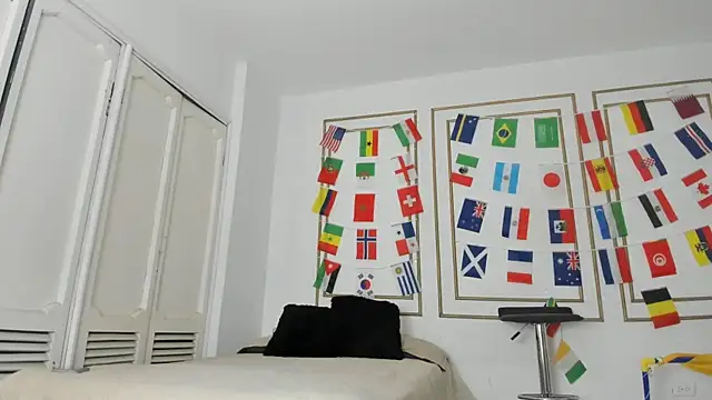 Snapshot of emily_gaviria1 chatting on 07-01-26, 12:07 emily gaviria1 online show from 07-01-26, 12:07