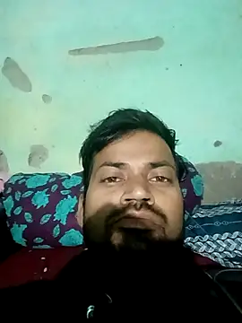 Varun908662 online show from 04-25-26, 08:28