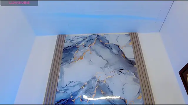 madison mujica  online show from 03-30-26, 11:11