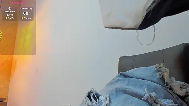 Miia03 online show from 06-04-26, 11:16