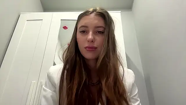 selena favn online show from 03-24-26, 01:10