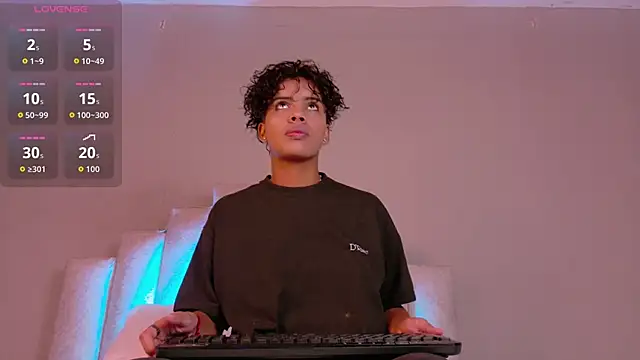 BeckaBlue online show from 04-21-26, 12:55