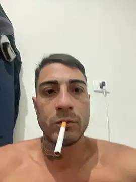 Snapshot of guimoooca chatting on 03-08-26, 04:00 guimoooca online show from 03-08-26, 04:00