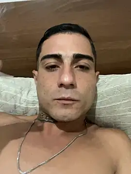 Snapshot of guimoooca chatting on 03-10-26, 01:10 guimoooca online show from 03-10-26, 01:10