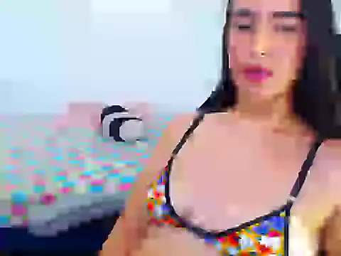Snapshot of dreamgirlxxx1 chatting on 07-09-26, 10:25 dreamgirlxxx1 online show from 07-09-26, 10:25