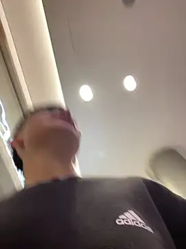 Snapshot of Tomnico_19 chatting on 03-04-26, 09:21 Tomnico 19 online show from 03-04-26, 09:21