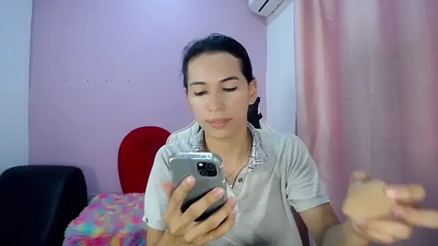 Larry craft online show from 03-26-26, 08:14