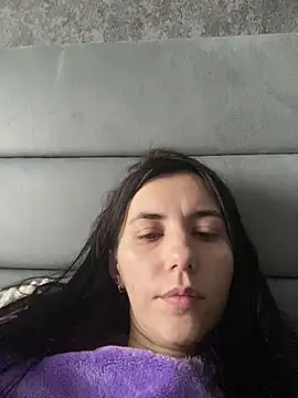 Oliviya smiley  online show from 02-27-26, 10:59