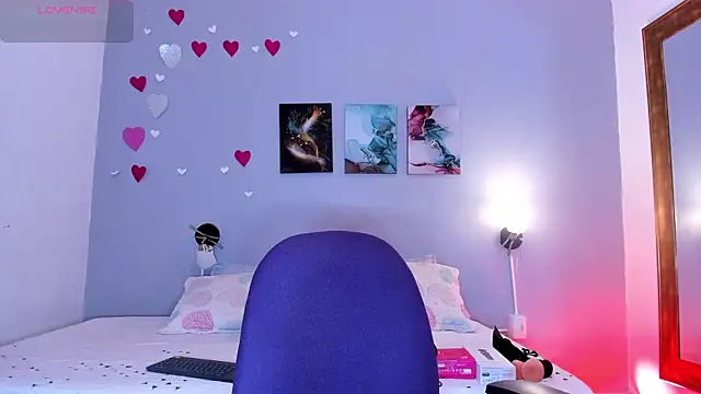 KimTaylorW online show from 03-27-26, 02:39