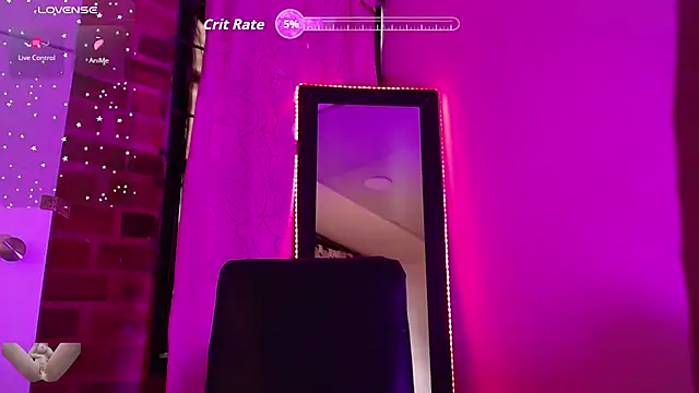 Snapshot of MikaRossi chatting on 02-25-26, 04:38 MikaRossi online show from 02-25-26, 04:38