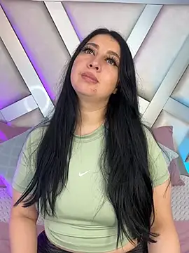 Ashleeyprincess01 online show from 03-28-26, 12:05