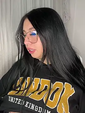 Snapshot of Ashleeyprincess01 chatting on 05-06-26, 12:08 Ashleeyprincess01 online show from 05-06-26, 12:08
