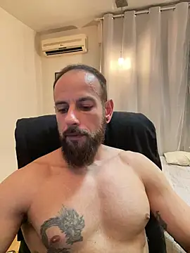 Snapshot of DaleCerbasi chatting on 02-25-26, 06:56 DaleCerbasi online show from 02-25-26, 06:56