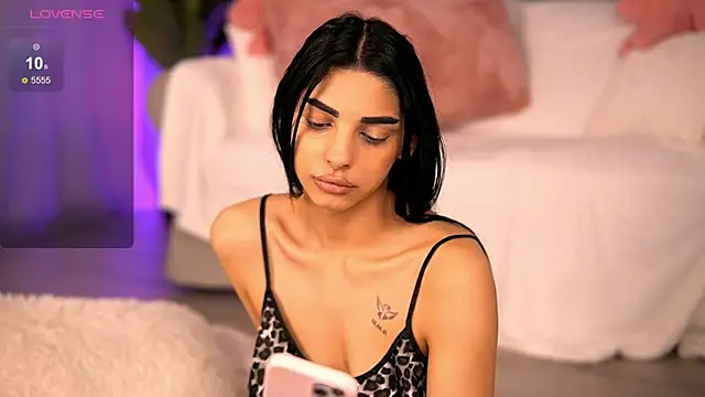 AvaCalvert online show from 04-18-26, 07:07