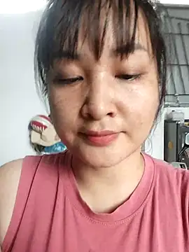 Snapshot of Jeassi-sica01 chatting on 06-02-26, 01:29 Jeassi-sica01 online show from 06-02-26, 01:29