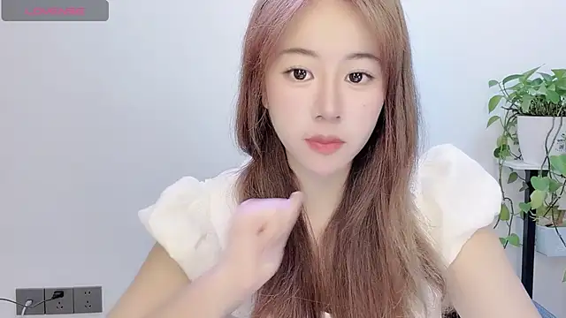 Snapshot of Baixi-01 chatting on 06-27-26, 12:33 Baixi-01 online show from 06-27-26, 12:33