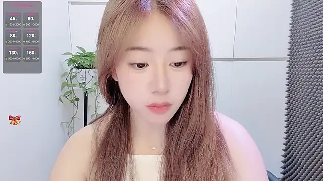Snapshot of Baixi-01 chatting on 07-22-26, 04:37 Baixi-01 online show from 07-22-26, 04:37
