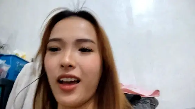 EllieCoconut001 online show from 03-14-26, 06:41