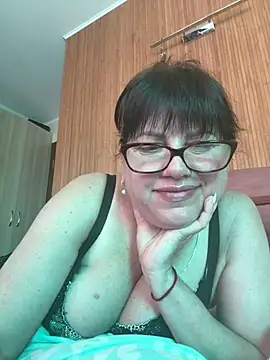 expensive lady online show from 05-23-26, 07:13