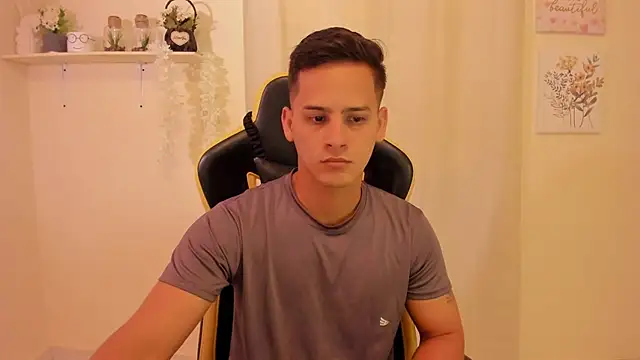 sexy andres01 online show from 03-12-26, 01:28