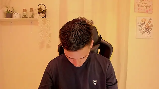 sexy andres01 online show from 04-16-26, 01:45