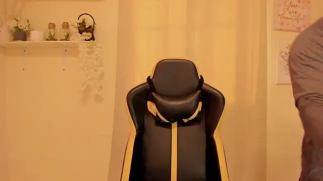 sexy andres01 online show from 04-17-26, 02:53