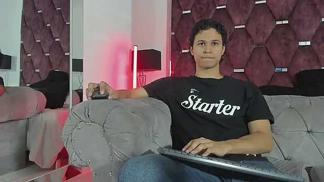 Snapshot of TonyBenedetti chatting on 07-23-26, 07:12 TonyBenedetti online show from 07-23-26, 07:12