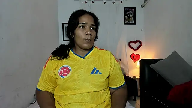 Snapshot of mariana_villa72 chatting on 07-07-26, 12:53 mariana villa72 online show from 07-07-26, 12:53