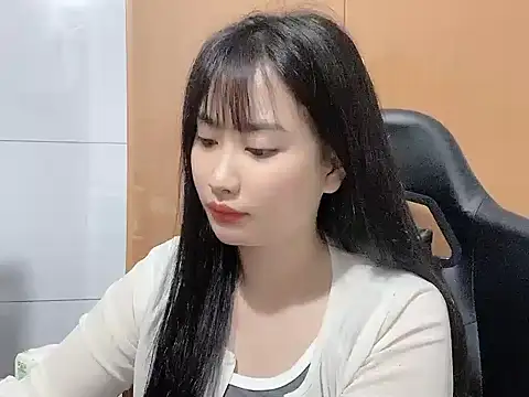 Sunny2868 online show from 03-05-26, 05:47