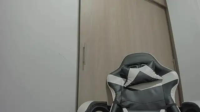 Axel  Blaze online show from 03-14-26, 01:27