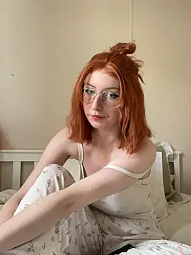 Snapshot of KandyPaws chatting on 07-18-26, 11:47 KandyPaws online show from 07-18-26, 11:47