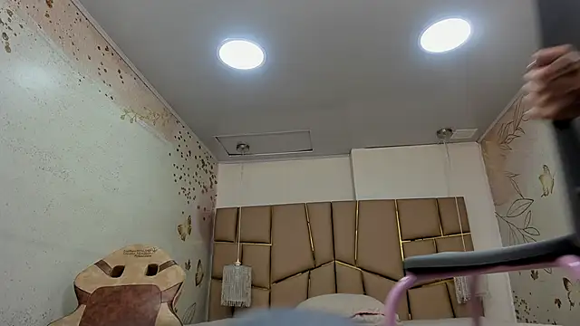 Meredith Huntt online show from 03-06-26, 11:39