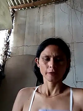 yuliitza4 online show from 03-08-26, 12:53