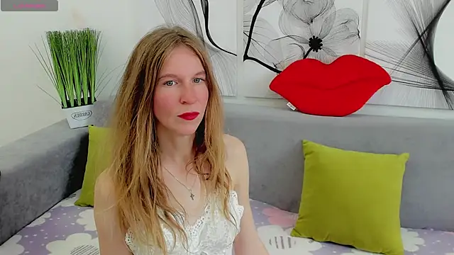 Mira XOo online show from 05-21-26, 02:35