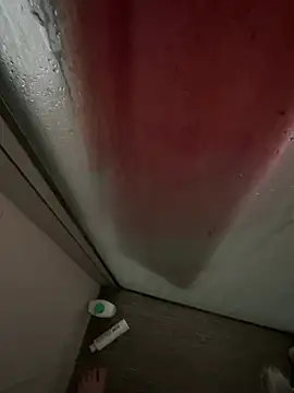 Snapshot of mrelou chatting on 02-25-26, 05:00 mrelou online show from 02-25-26, 05:00